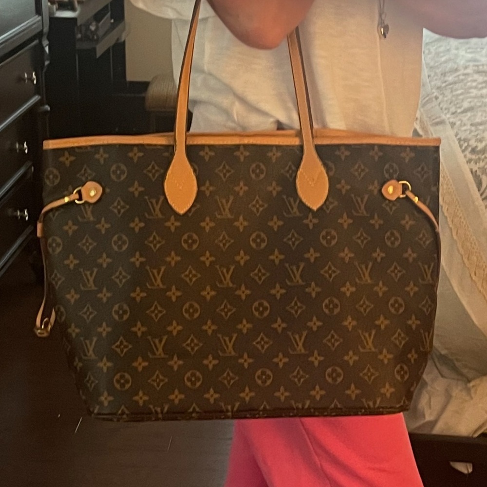 Louis Vuitton Neverfull Brown Monogram Tote